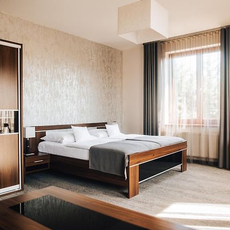 Hotel Elegance Шумперк Экстерьер фото
